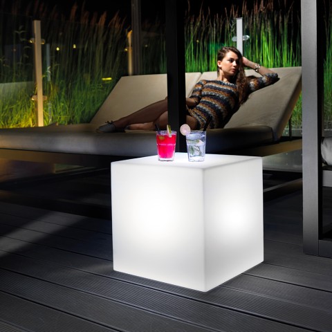 Home Fitting lille firkantet sofabord med LED Lys lave af polyethylen