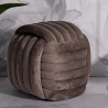 Moderne Softy puf i flettet design med velourpolstring Udvalg
