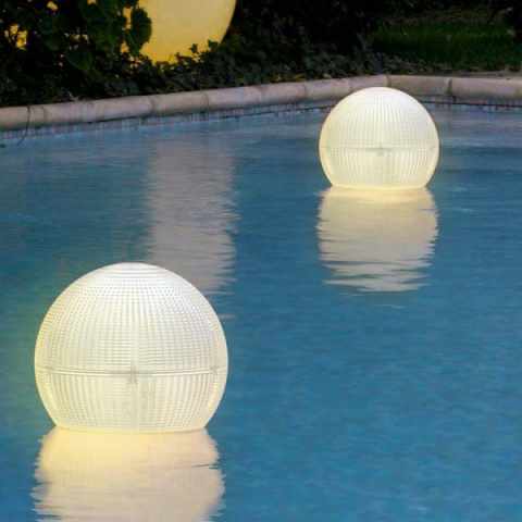 Globe kugleformet solcelle LED lampe der flyder til have pool udendørs