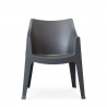 Coccolona Scab stabelbare spisebords stol med armlæn i polypropylen Model