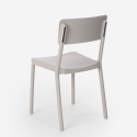 Regas beige havebord sæt: 2 farvede stole og 72x72 cm firkantet bord 