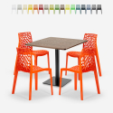 Dustin cafebord sæt: 4 farvet plast stole og 90x90 cm træ stål bord Kampagne